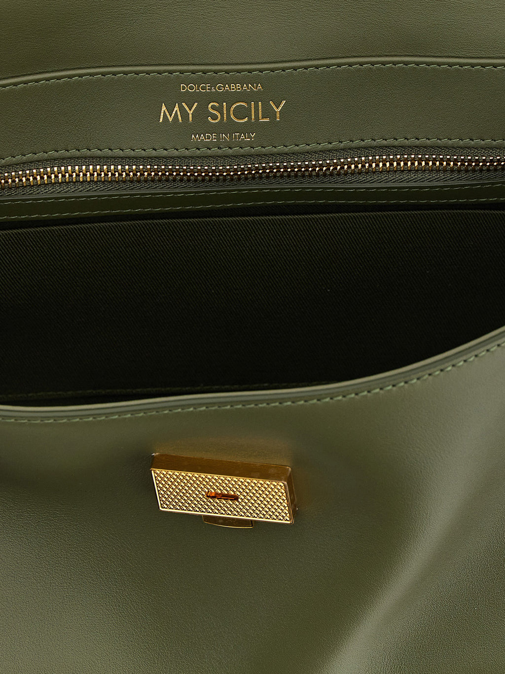 Sac à main Dolce & Gabbana en cuir de veau bicolore, élégant et sophistiqué, avec détails raffinés visible sur l’image.