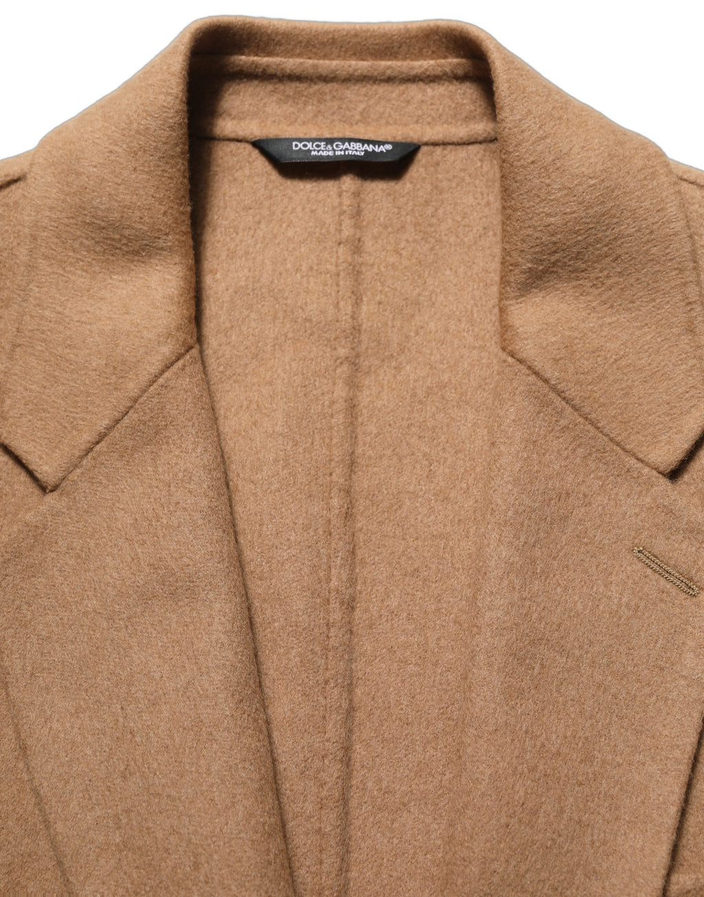 Costume homme Dolce & Gabbana marron avec veste à deux boutons et coupe classique, tissu élégant et détails soignés.