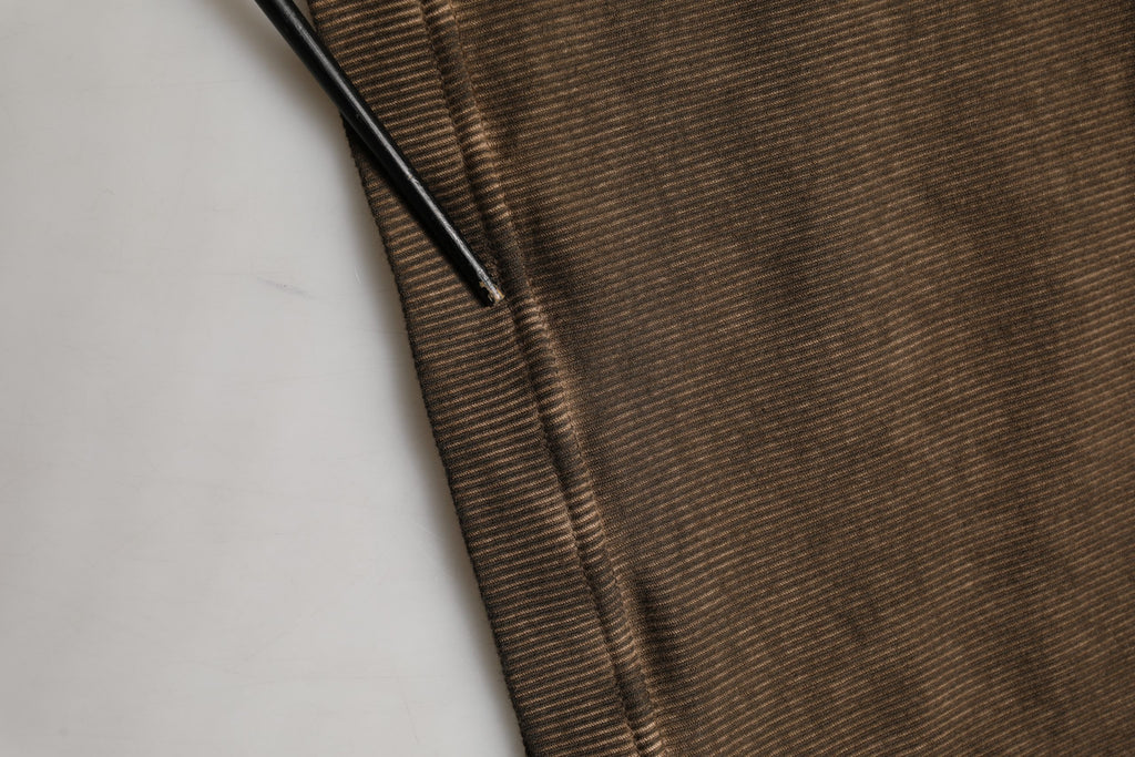 Pull en coton marron Dolce & Gabbana, pull à boutons Henley, style décontracté avec col rond et manches longues.