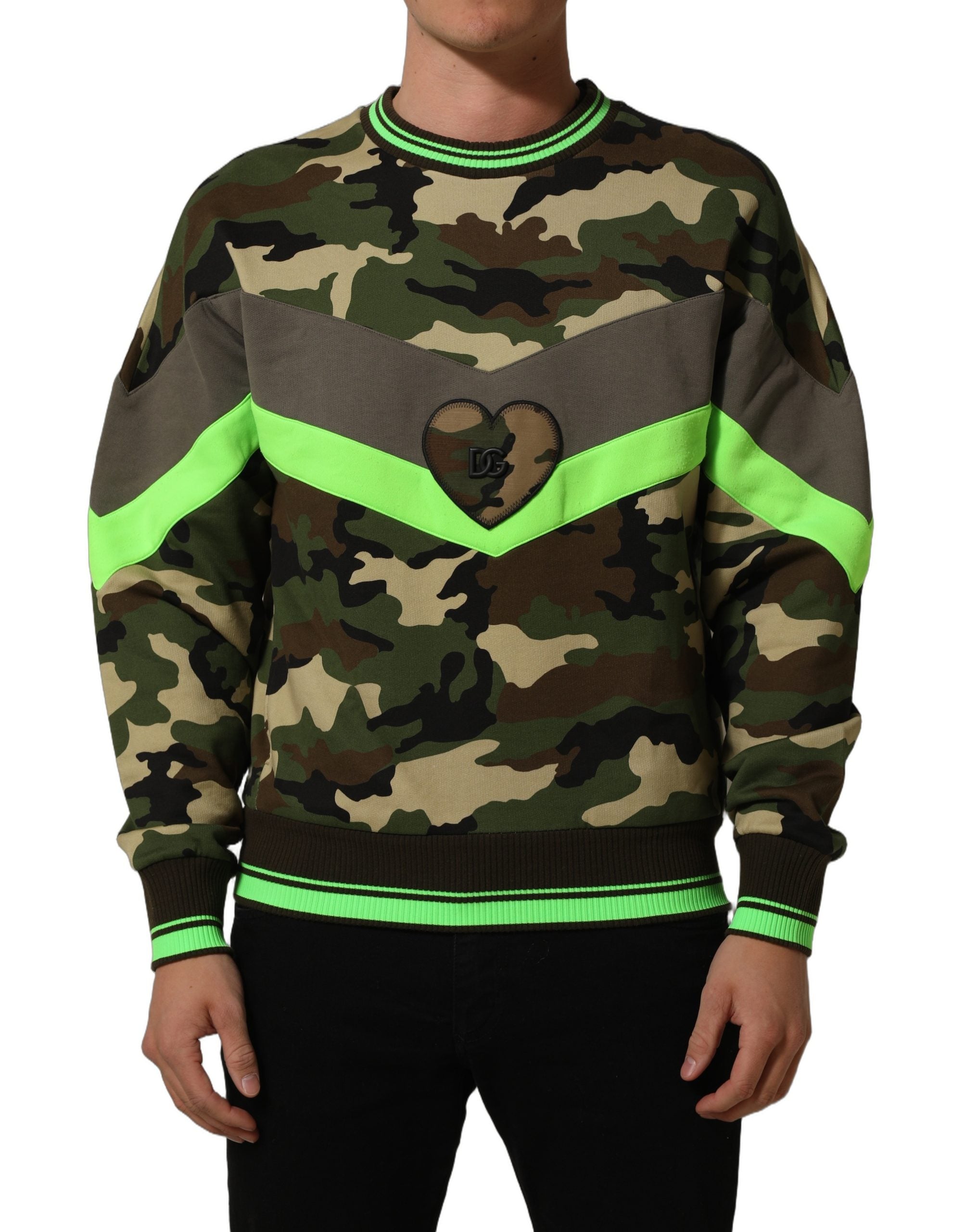 Sweatshirt multicolore camouflage pour homme Dolce & Gabbana, pull décontracté avec motif tendance et logo discret.