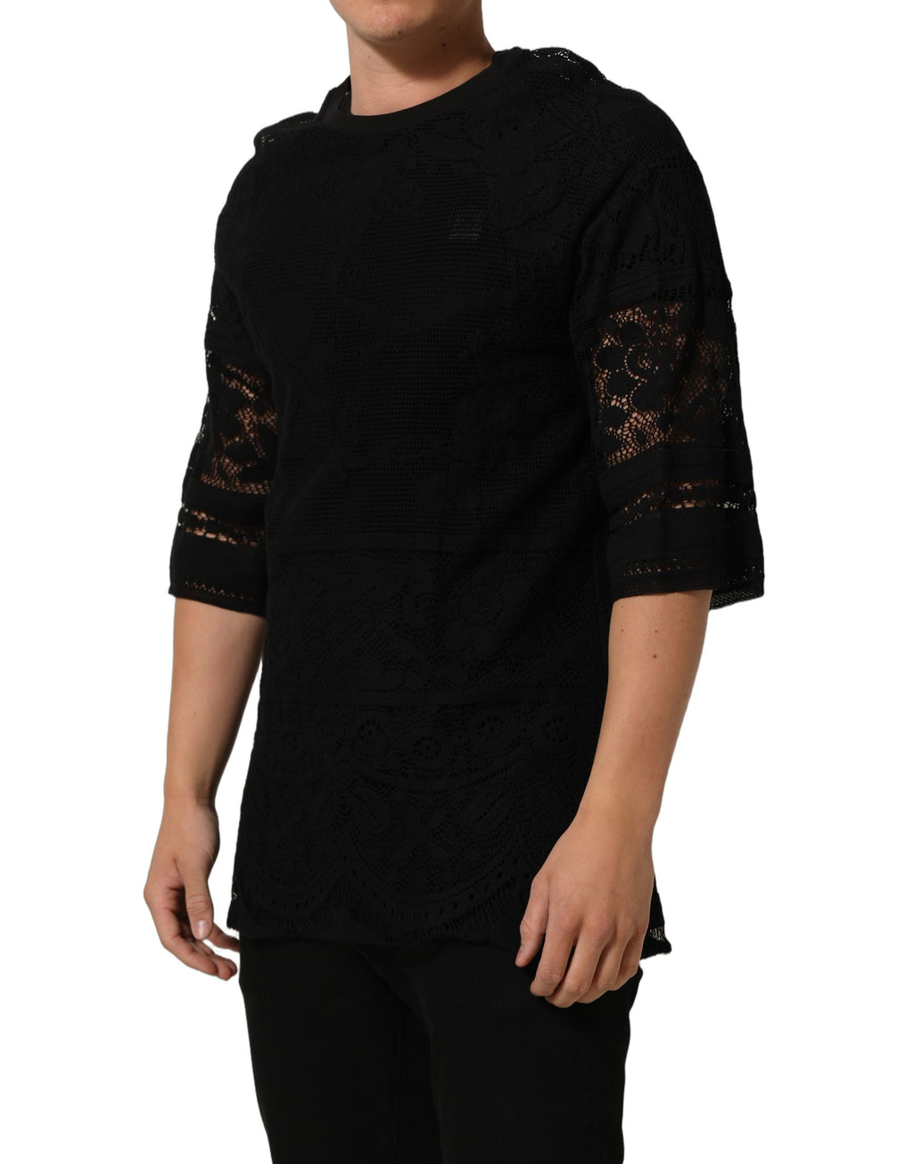 T-shirt en coton noir Dolce & Gabbana avec motif floral en dentelle, col rond, look élégant et sophistiqué.
