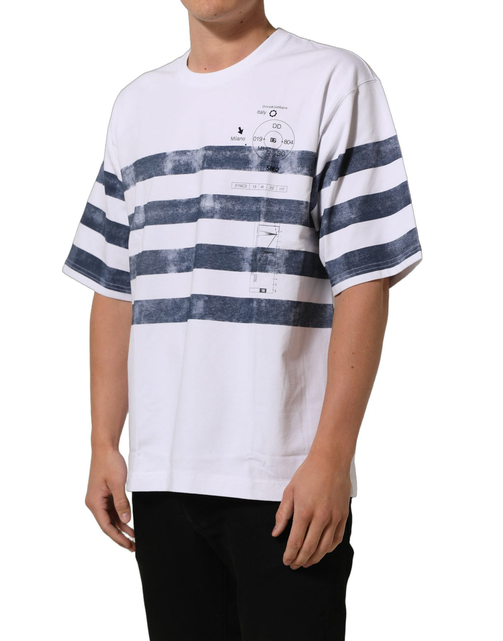 T-shirt Dolce & Gabbana en coton blanc à rayures bleues à manches courtes, style décontracté et élégant.
