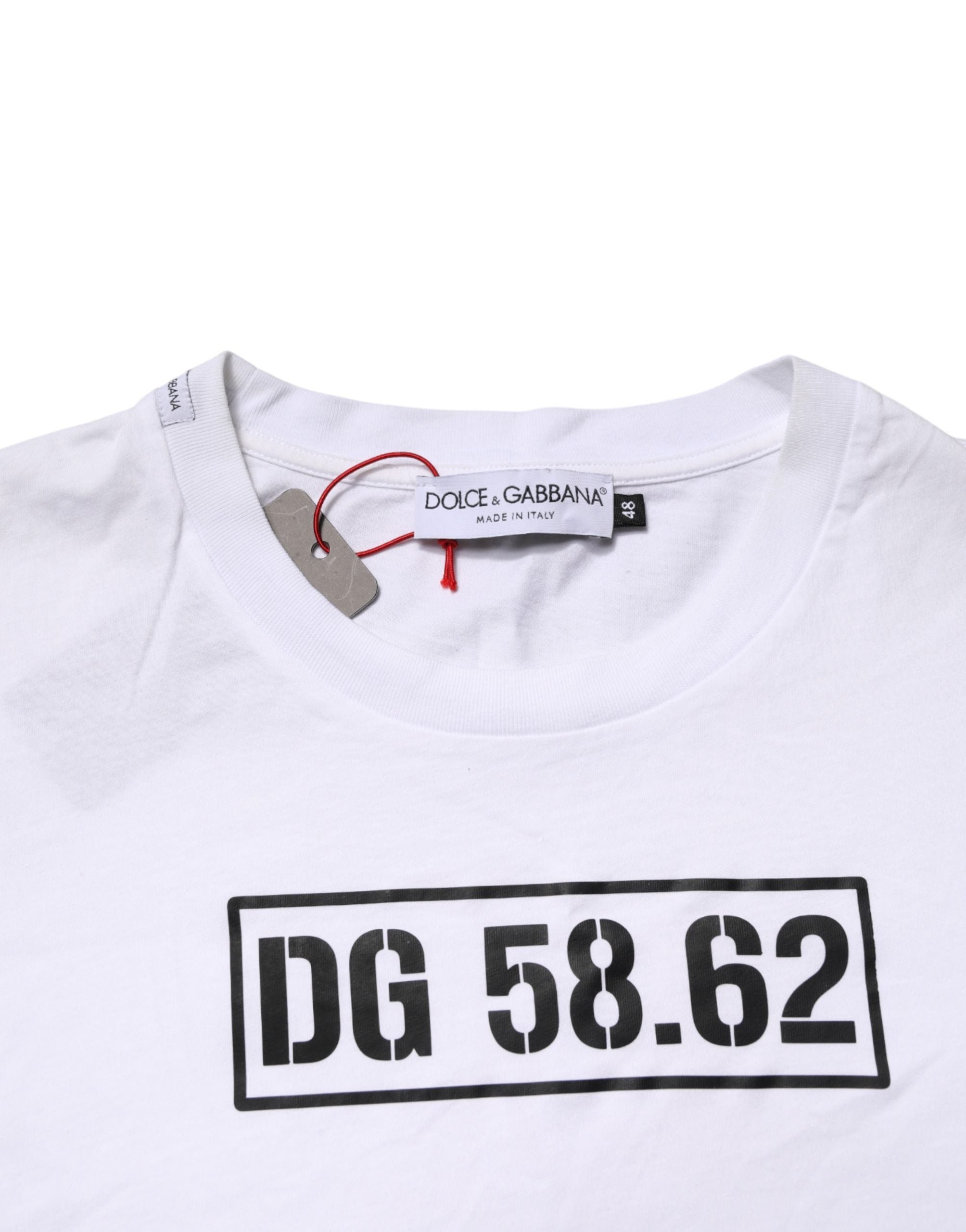 T-shirt blanc en coton Dolce & Gabbana avec logo imprimé, col rond, style décontracté et moderne.