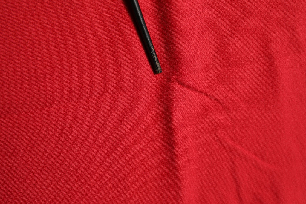 T-shirt à manches courtes Dolce & Gabbana en coton rouge avec imprimé graphique, col ras du cou, pour homme.