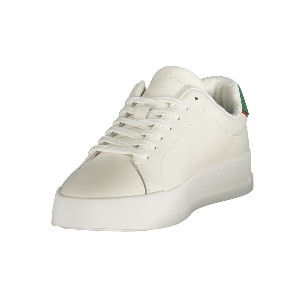 Chaussure Tommy Hilfiger pour homme en polyuréthane blanc, sneaker tendance avec semelle blanche et design moderne.