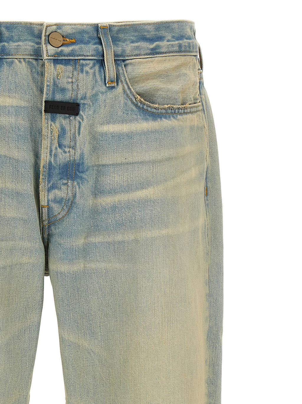 Jeans droit en coton bleu Fear Of God, style décontracté, visible avec ceinture et poches avant sur l'image.