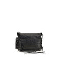 Sac à épaules Balenciaga en cuir d'agneau noir avec logo gravé, design élégant et moderne.