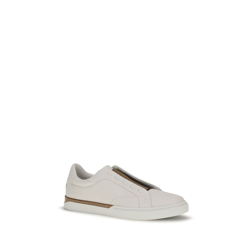 Chaussures basses Fendi Bos Taurus en cuir de veau blanc, sneakers tendance pour homme.