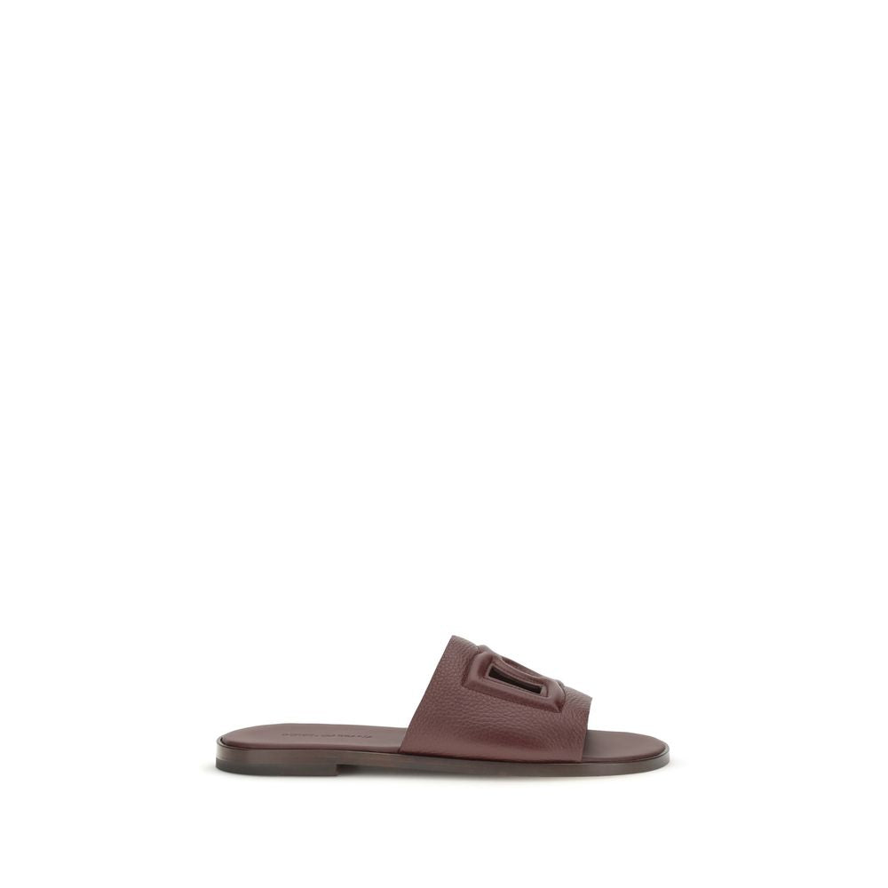 Sandales plates en cuir de veau marron Bos Taurus de Dolce & Gabbana, vues de face.