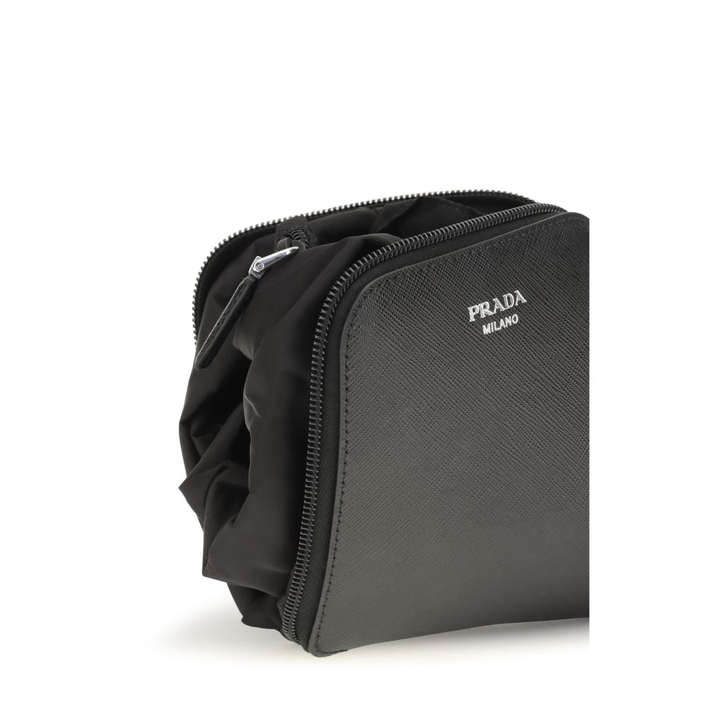 Prada Schultertasche aus schwarzem Kalbsleder Bos Taurus