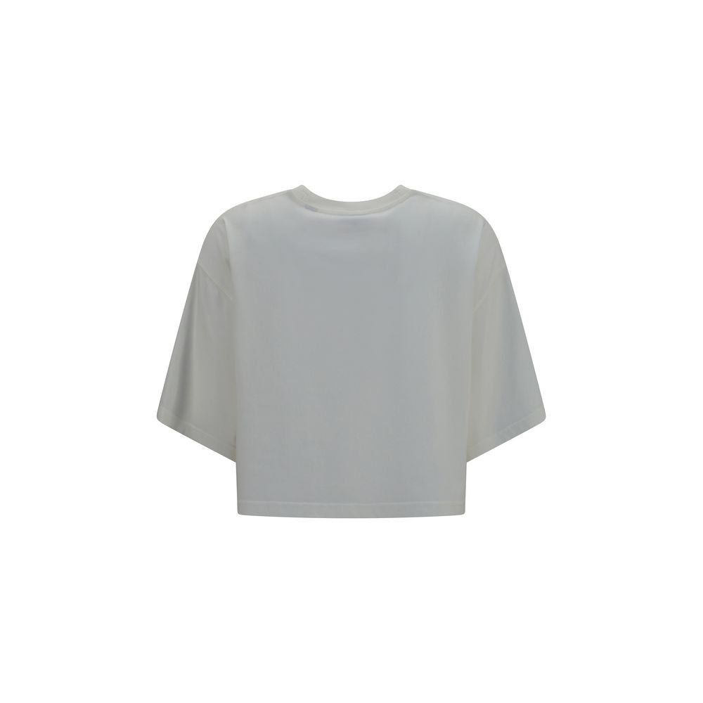T-shirt blanc en coton de la marque Burberry, coupe classique, affichant le logo emblématique sur la poitrine.