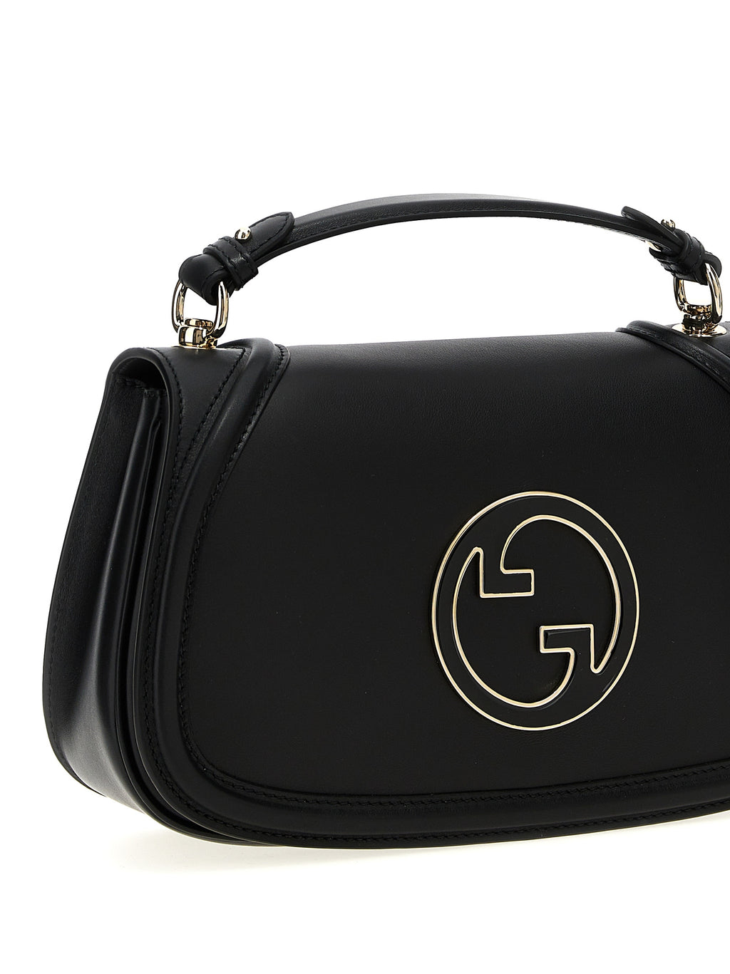 Sac à main Gucci en cuir de veau noir, avec détails élégants et poignée en cuir, pour un style sophistiqué et intemporel.