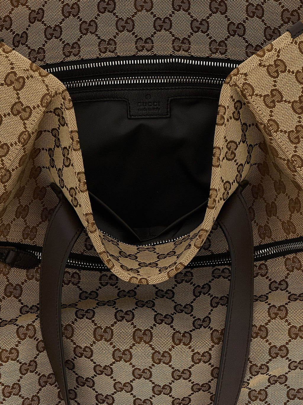 Sac à bandoulière en polyester marron Gucci, vue de face avec détails du logo et des poignées.