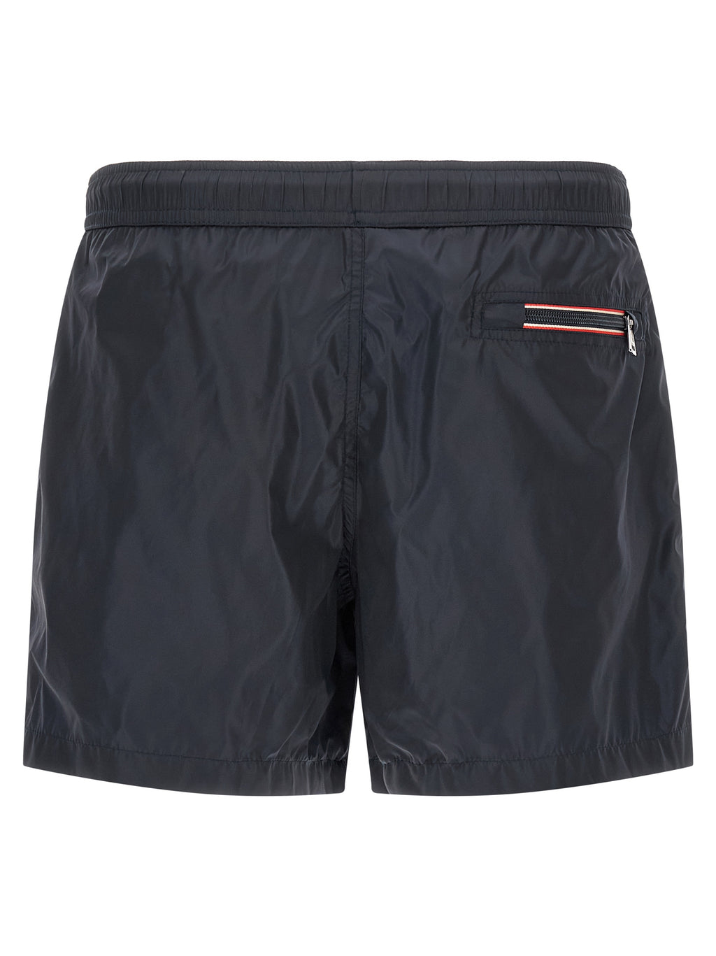 Shorts cargo en polyamide bleu Moncler, coupe décontractée avec poches latérales, style utilitaire, tissu léger et résistant.