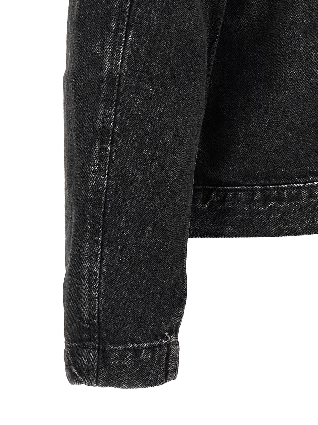 Veste en denim noir Diesel en coton, style classique avec boutons et poches avant, vue de face.