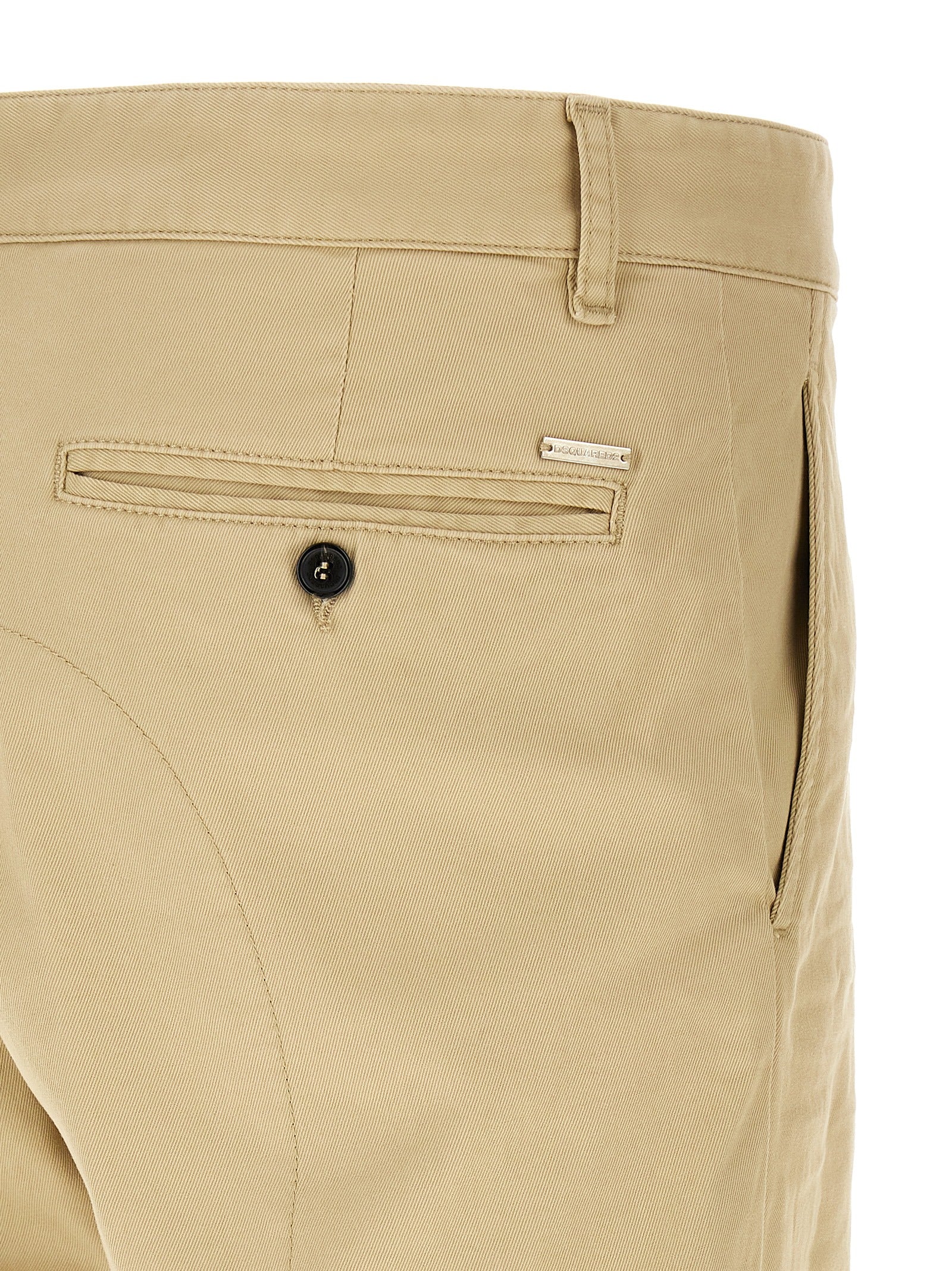 Pantalons cargo en coton beige de Dsquared², vue de face avec poches latérales et coupe décontractée.
