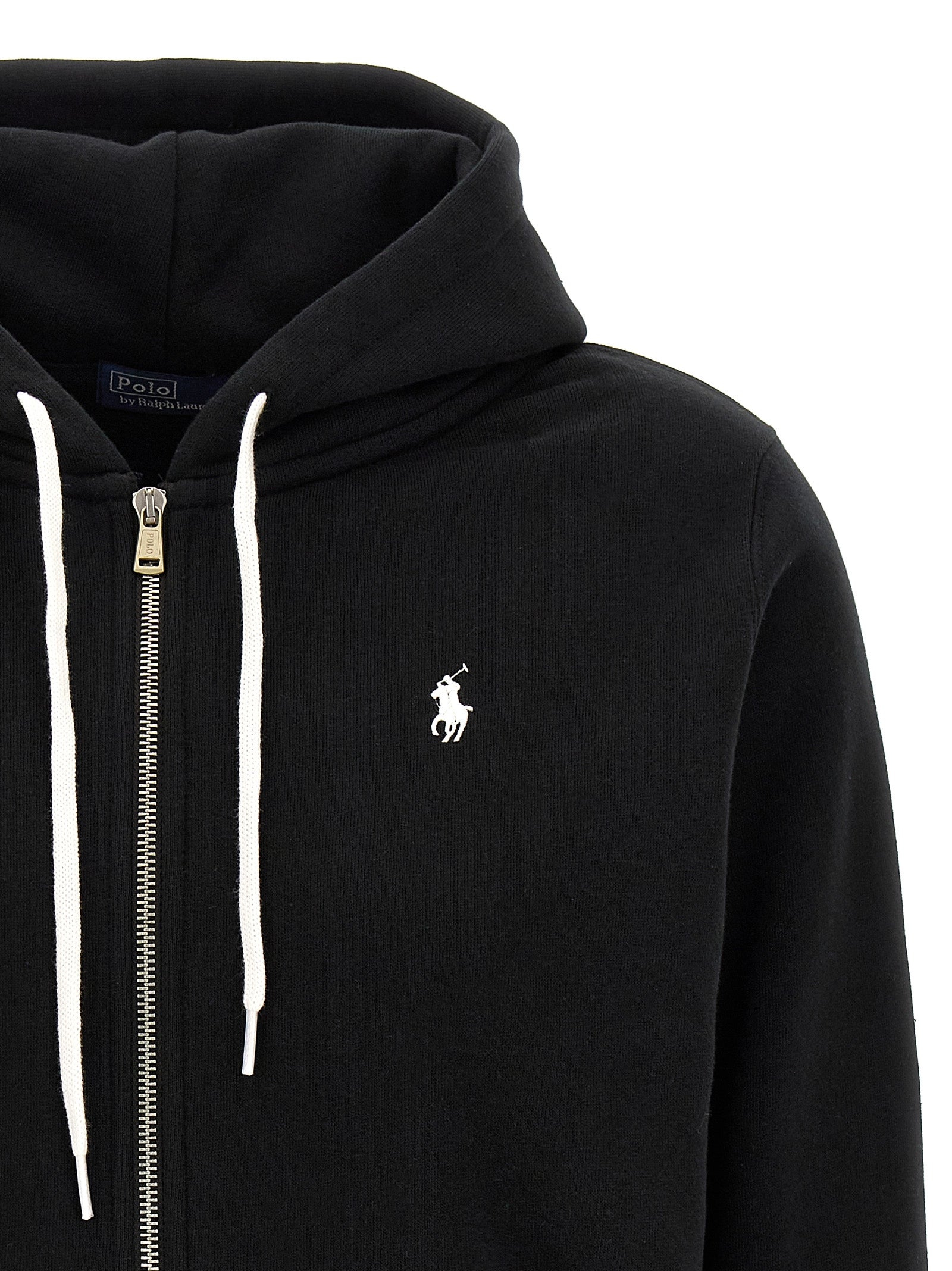 Sweatshirt en coton noir Polo Ralph Lauren, modèle décontracté avec logo brodé, vue de face sur un fond neutre.