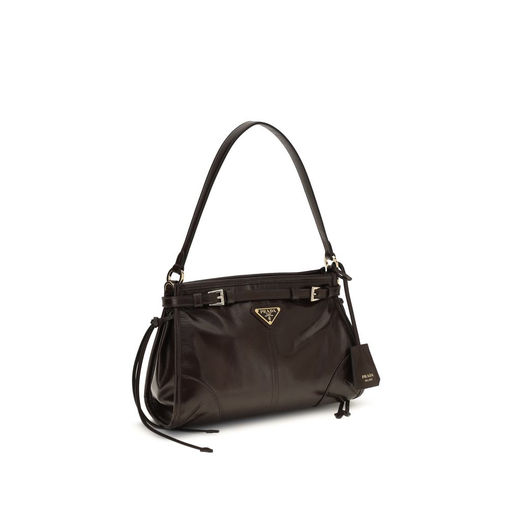 Sac à main Prada en cuir de veau marron Bos Taurus, élégant et sophistiqué, avec détails en cuir de haute qualité.