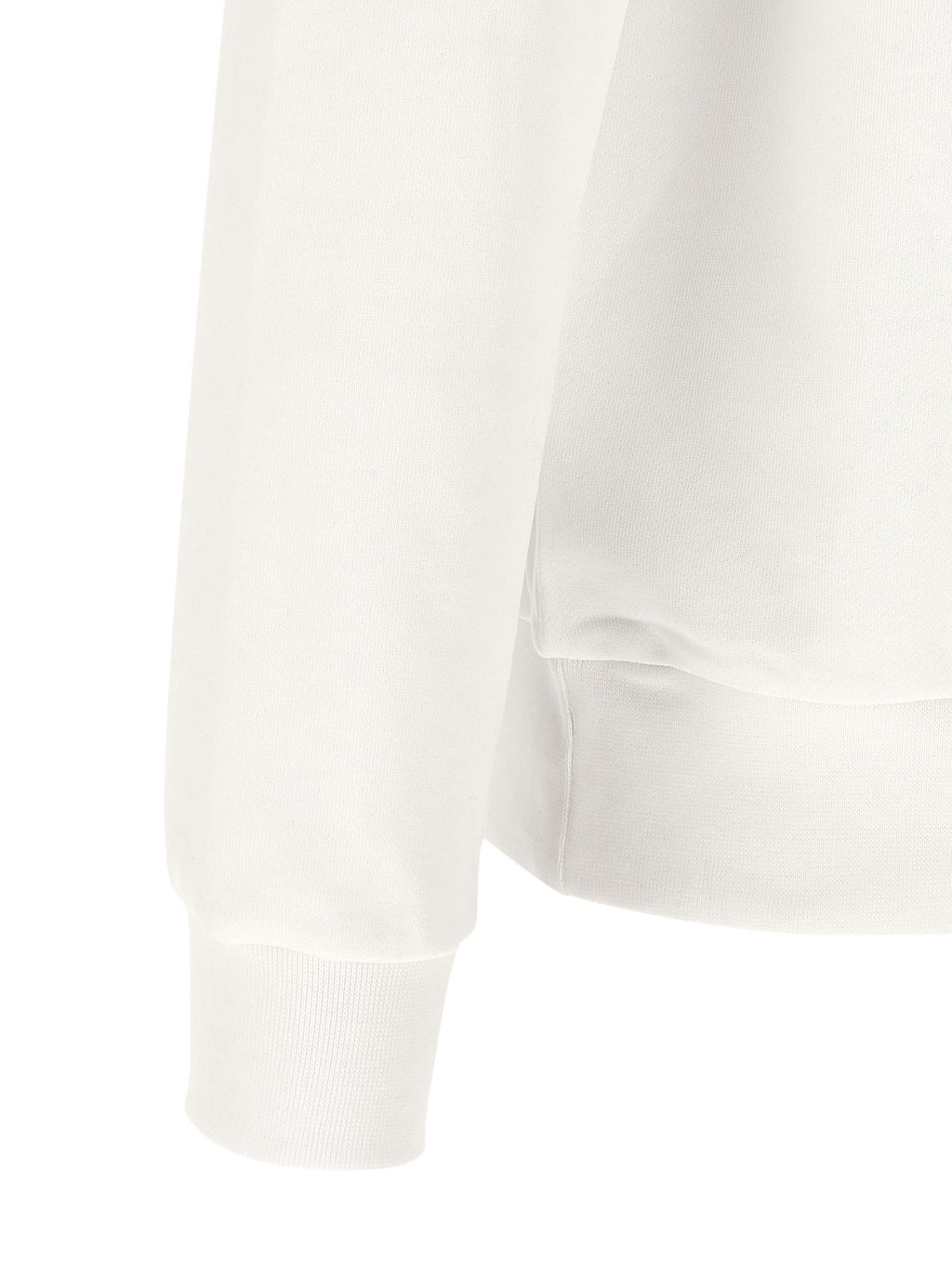 Sweat-shirt blanc en coton de la marque Lacoste, avec logo crocodile sur la poitrine, porté dans une image élégante.