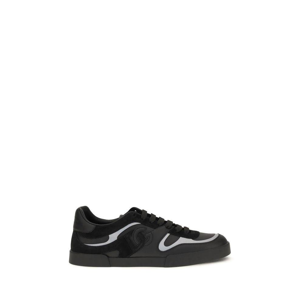 Sneakers noires en cuir de veau Dolce & Gabbana Bos Taurus, style élégant et moderne, vues de face avec détails de la marque