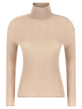 Cardigan beige en laine vierge de la marque Moncler, douceur et élégance pour un look chaud et sophistiqué.