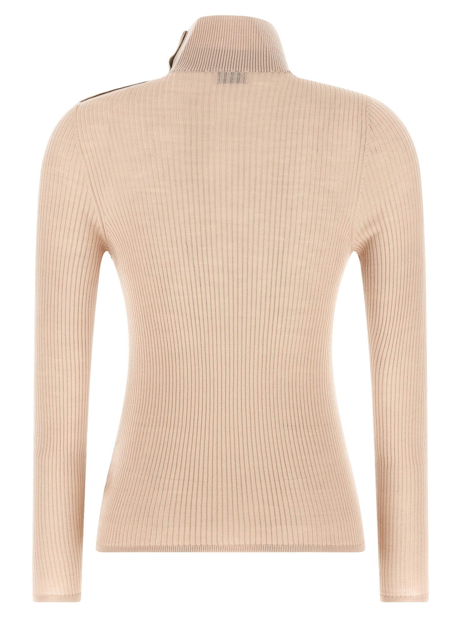 Cardigan beige en laine vierge Moncler, à manches longues et col en V, porté sur un mannequin.