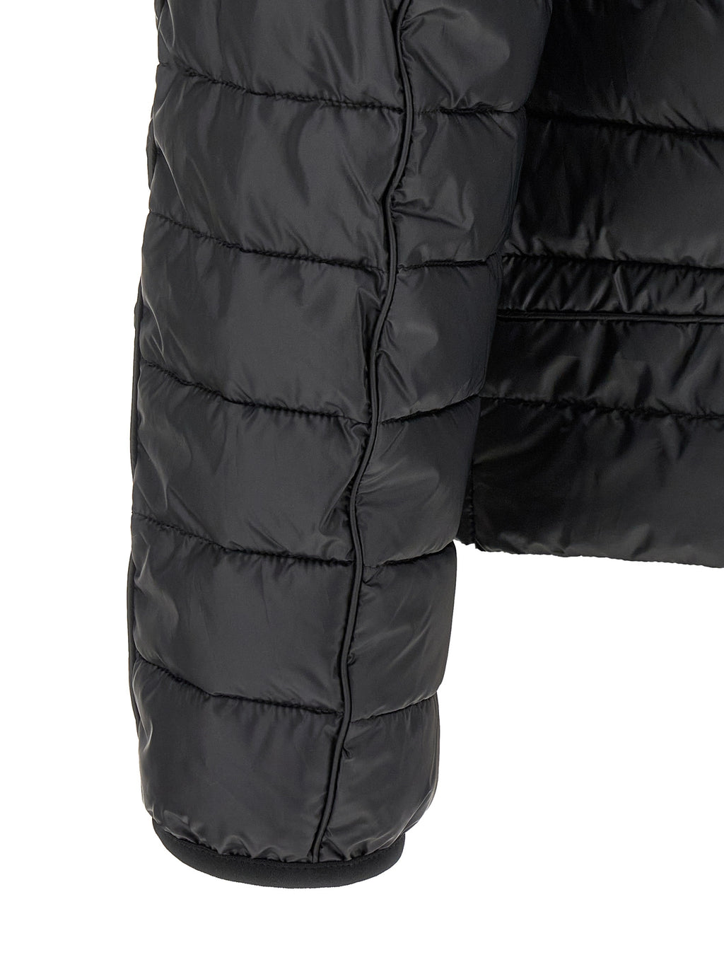 Veste longue en polyester noir de Diesel, style élégant et moderne, avec fermeture éclair et col haut, vue de face.