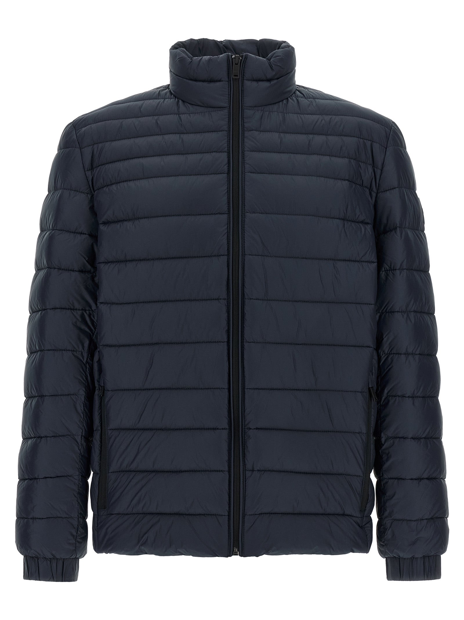Veste longue en polyamide bleue de Hugo Boss, style moderne et élégante, visible avec fermeture éclair et col montant.