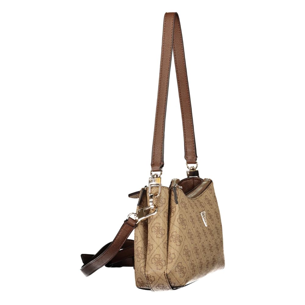 Sac à main beige en polyuréthane Guess Jeans pour femmes, avec détails modernes et design élégant visible sur l'image.