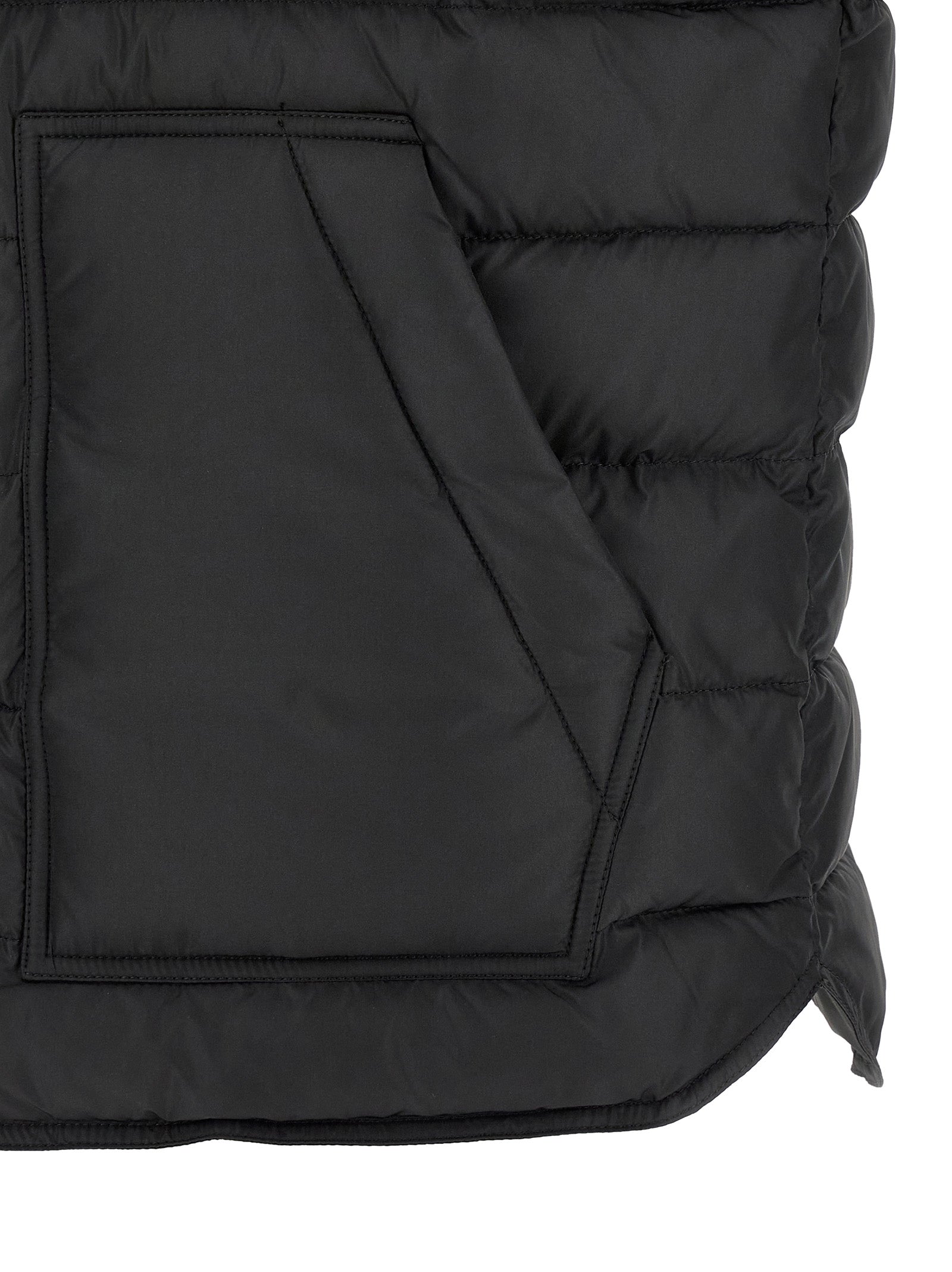 Veste sans manches en polyester noire de Dolce & Gabbana, style élégant et moderne, vue de face.