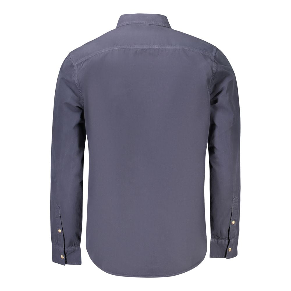 Chemise en coton bleu pour homme de la marque Guess Jeans, avec col classique et boutons visibles.