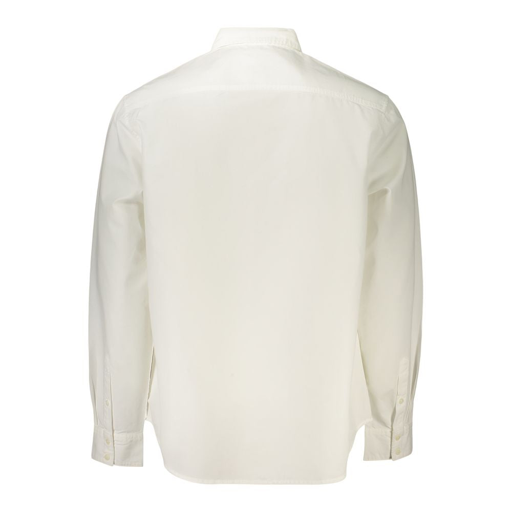 Chemise blanche en coton pour hommes de Guess Jeans, col classique, manches longues, aspect élégant et décontracté.