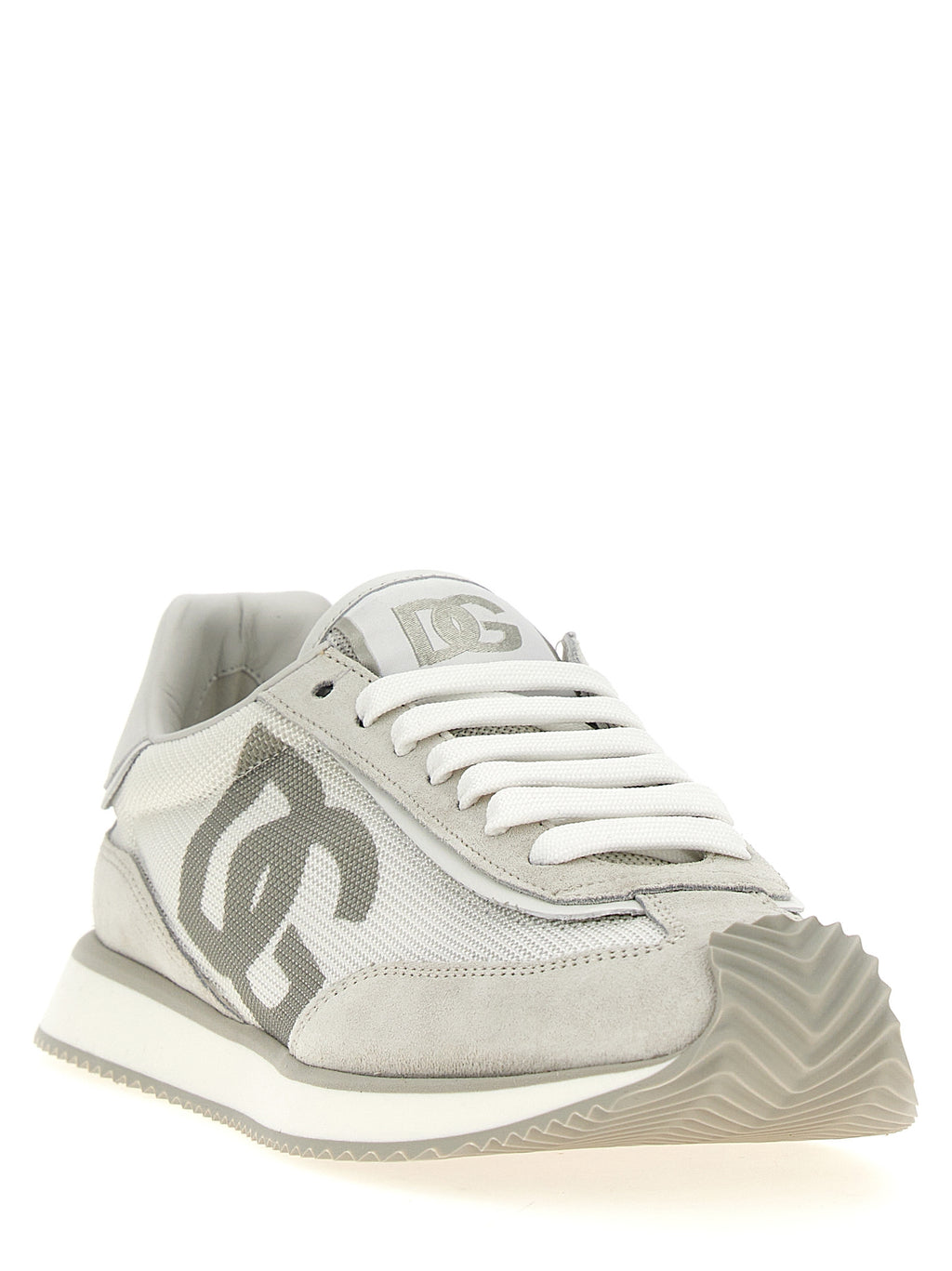 Sneakers basses en cuir de veau gris de Dolce & Gabbana, chaussures de style décontracté avec semelle blanche.