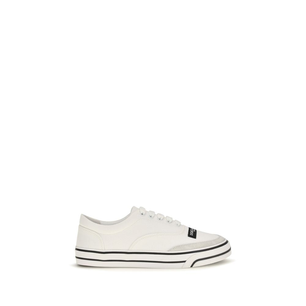 Chaussures basses en coton blanc Dolce & Gabbana, sneakers décontractés avec semelle blanche et design élégant.