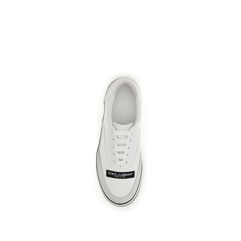Sneakers basses blanches en coton de Dolce & Gabbana, chaussures décontractées avec design élégant et moderne.