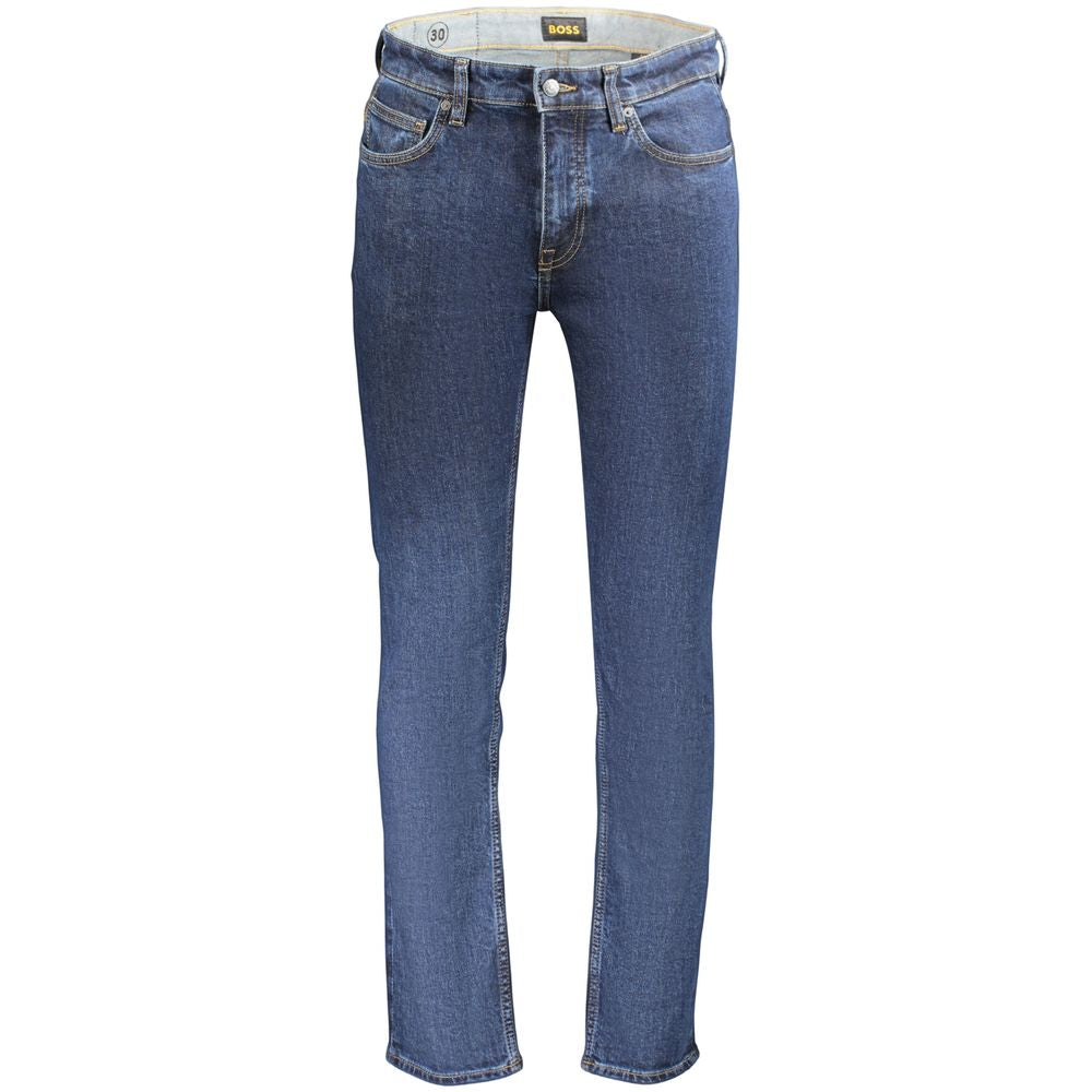 Jeans homme en coton bleu de la marque Hugo Boss, coupe classique avec détails modernes, visibles sur l'image.