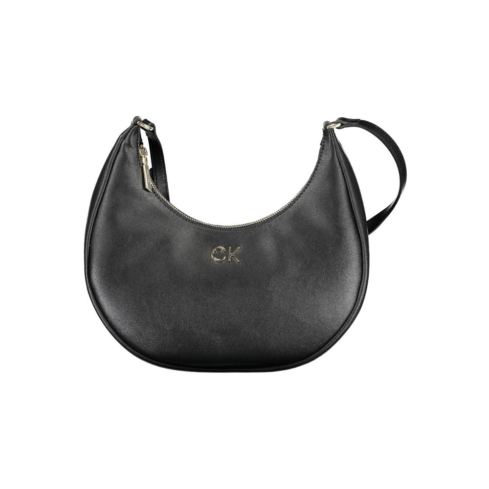 Sac à main noir en polyester pour femme de la marque Calvin Klein, visible avec détails élégants et design moderne.