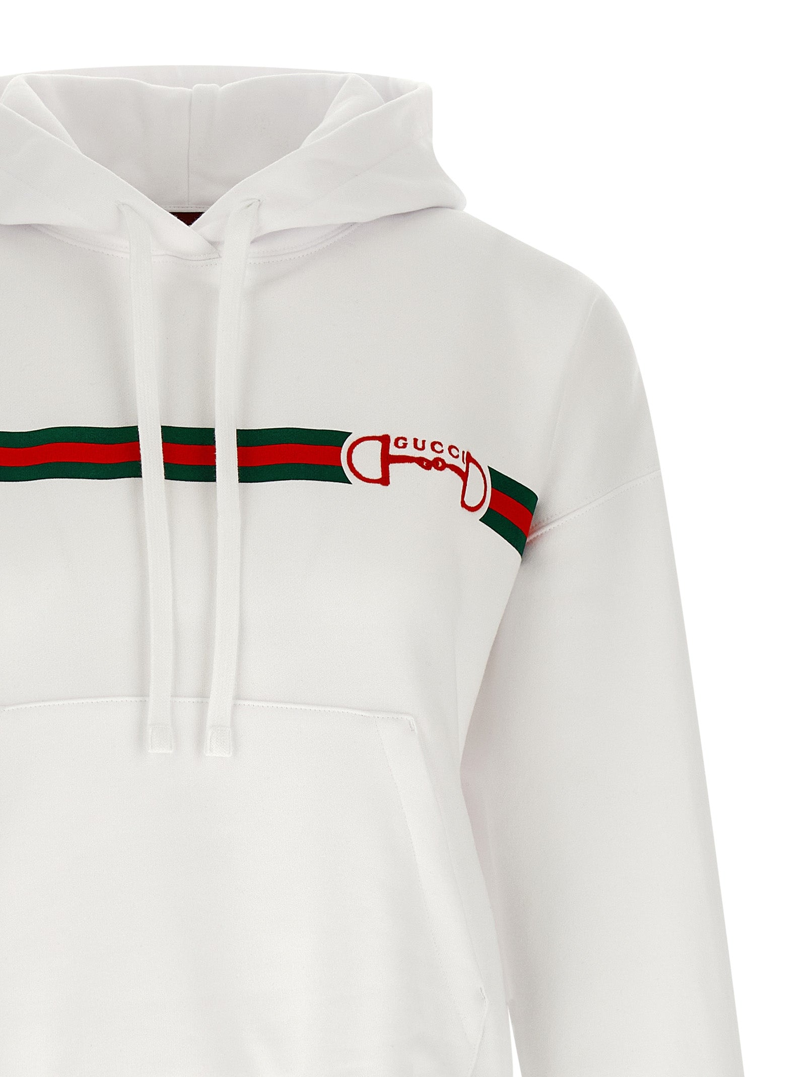 Sweat à capuche en coton blanc de Gucci, vue de face, avec logo Gucci visible, porté par un mannequin.