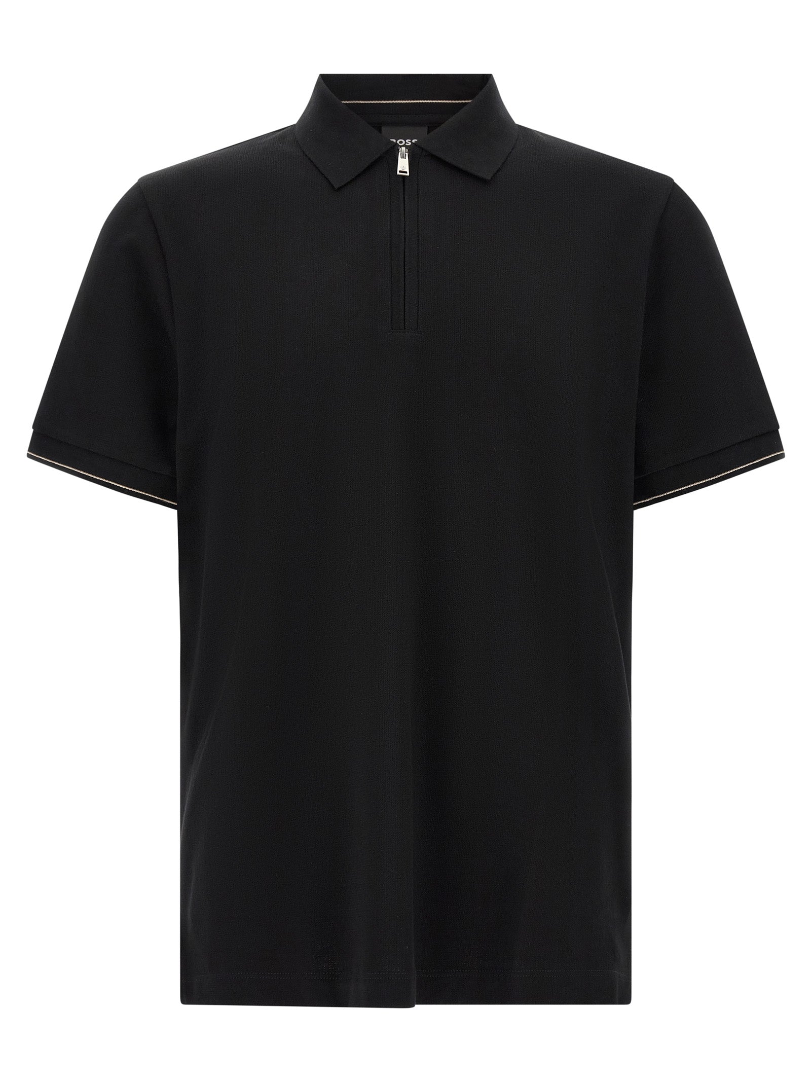 Chemise polo noire en coton de Hugo Boss, vue de face, détails du col et des manches, style élégant et classique.