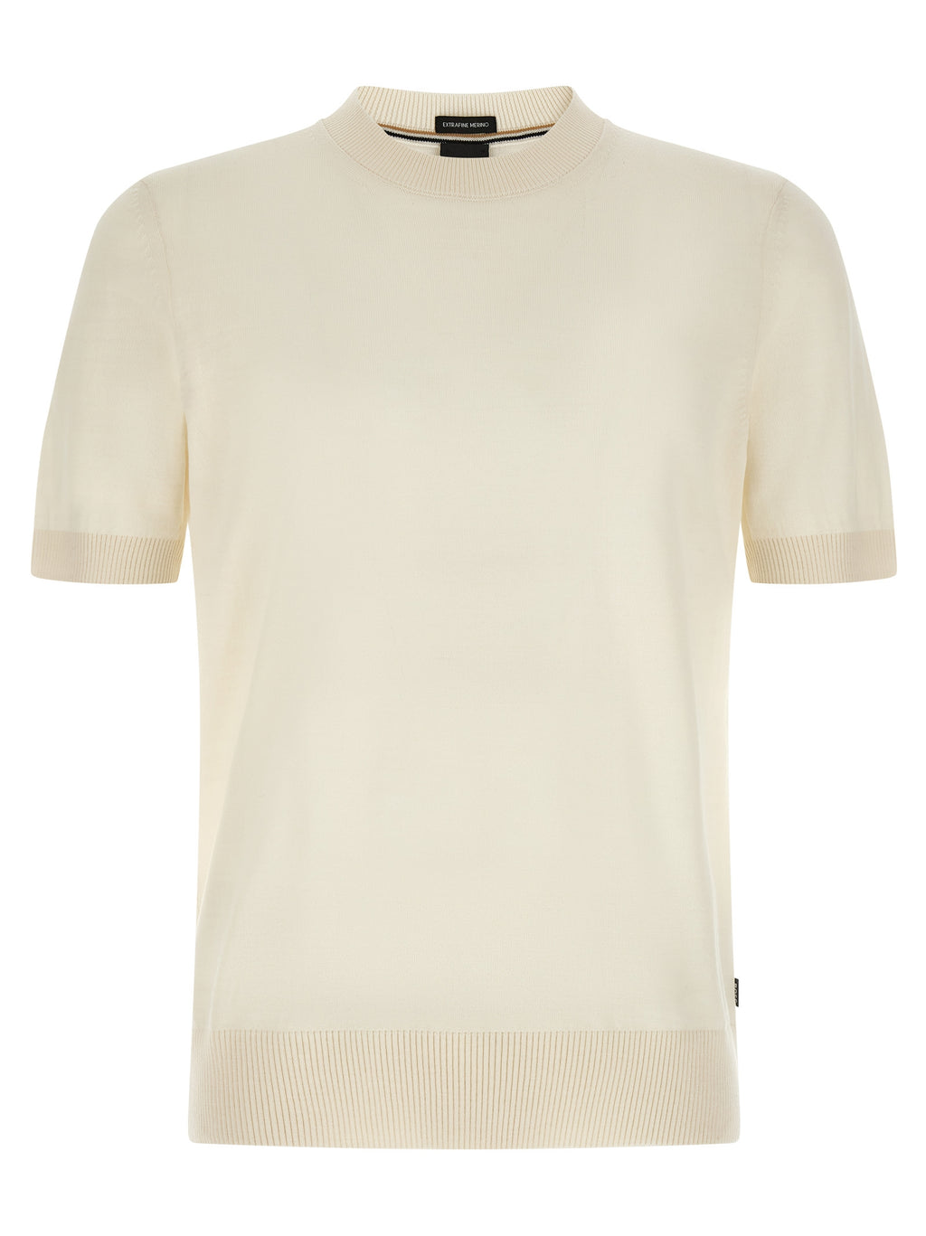 T-shirt blanc en laine vierge de la marque Hugo Boss, vue de face sur un fond neutre.