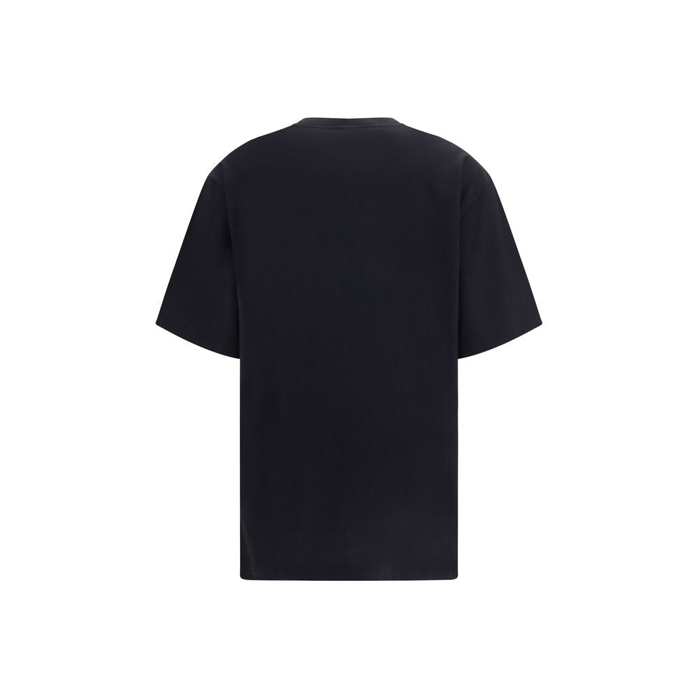 T-shirt en coton noir Gucci pour homme, coupe classique avec logo Gucci visible sur la poitrine.