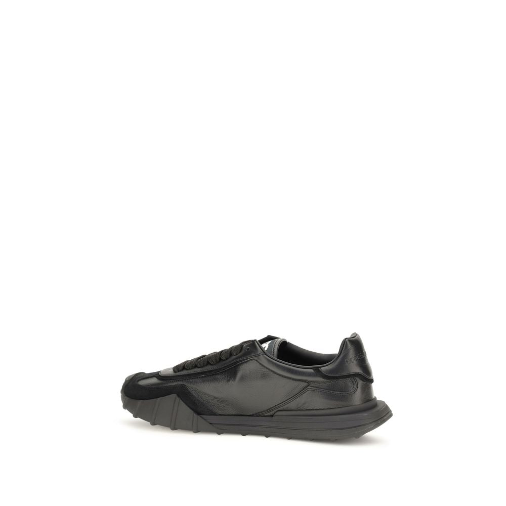 Basket d'athlétisme Dolce & Gabbana en cuir de veau noir, modèle Bos Taurus, pour homme, vue de face.