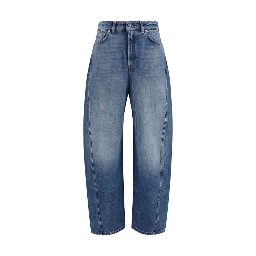 Jeans bleu en coton de coupe décontractée de la marque Givenchy, visibles dans l'image.