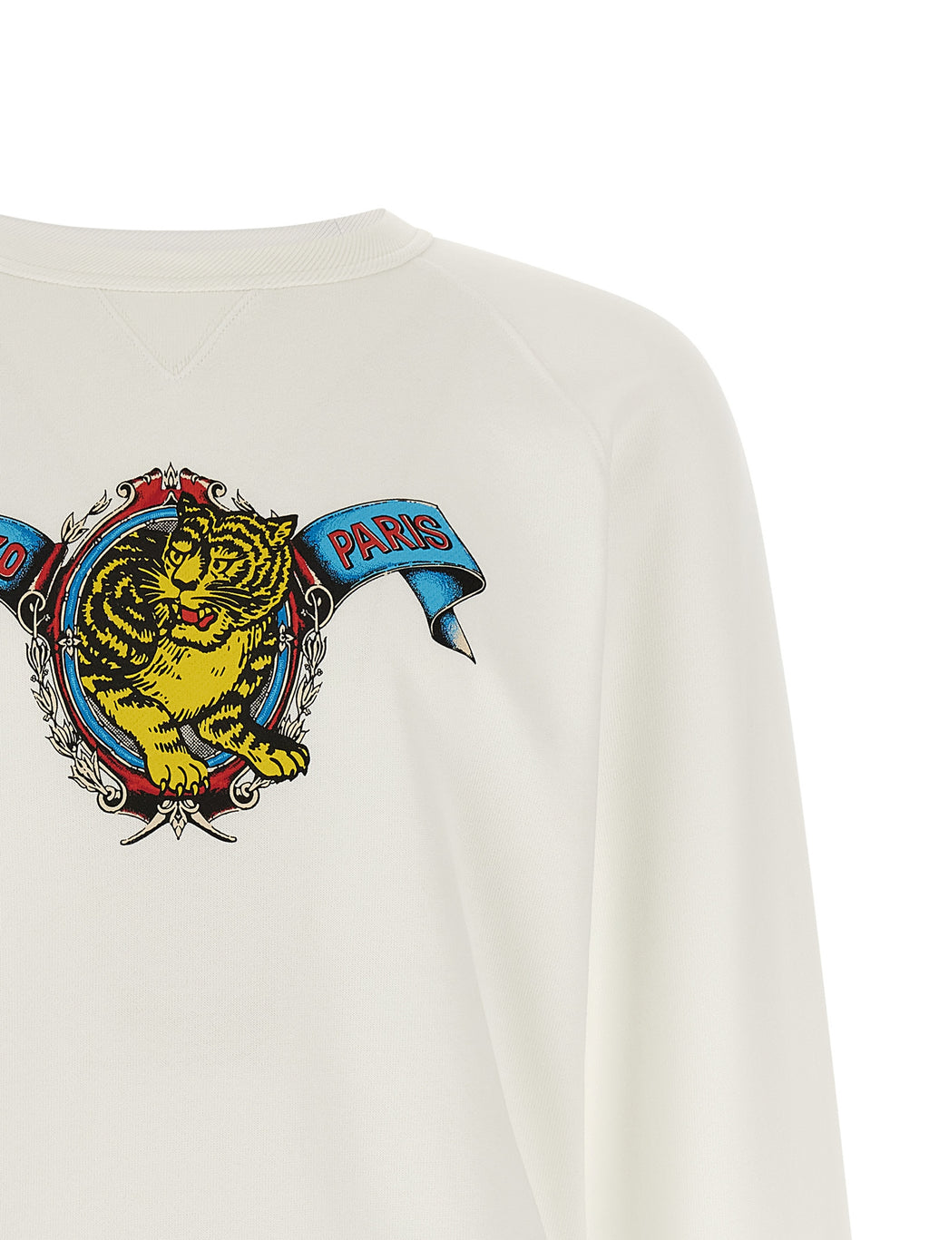 Sweat-shirt blanc en viscose de la marque Kenzo, avec logo visible sur le devant, porté par un modèle.