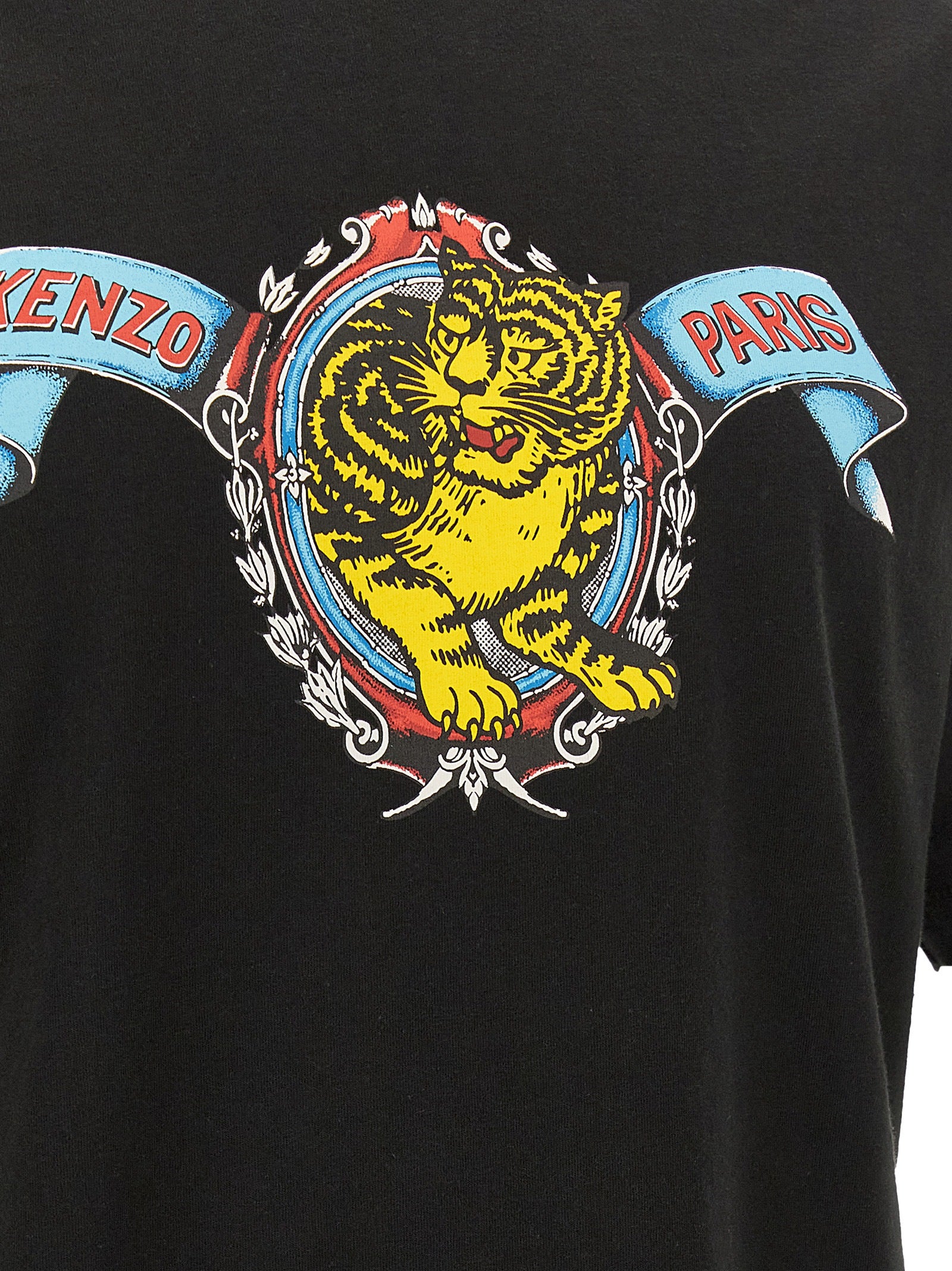T-shirt noir en coton de la marque Kenzo, coupe classique et logo visible sur le devant.