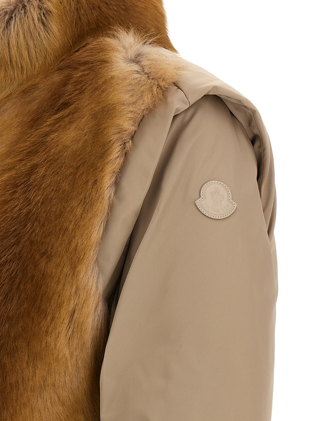 Veste sans manches en polyester beige de Moncler, légère et élégante, avec capuche amovible et fermeture zippée.