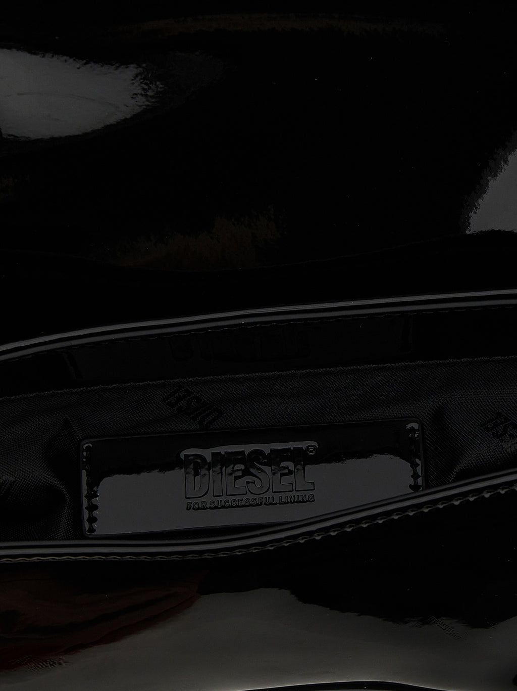 Sac à épaule en polyéthylène Diesel noir, sac pratique avec bandoulière, pour un style moderne et tendance.