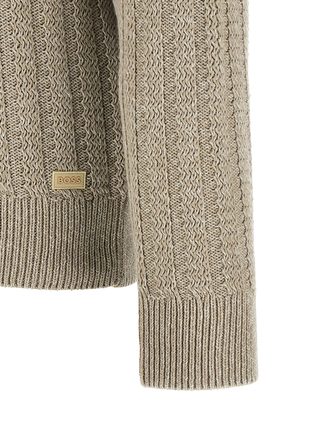 Cardigan beige en coton de la marque Hugo Boss, détails du tissu et coupe élégante visible sur l'image.