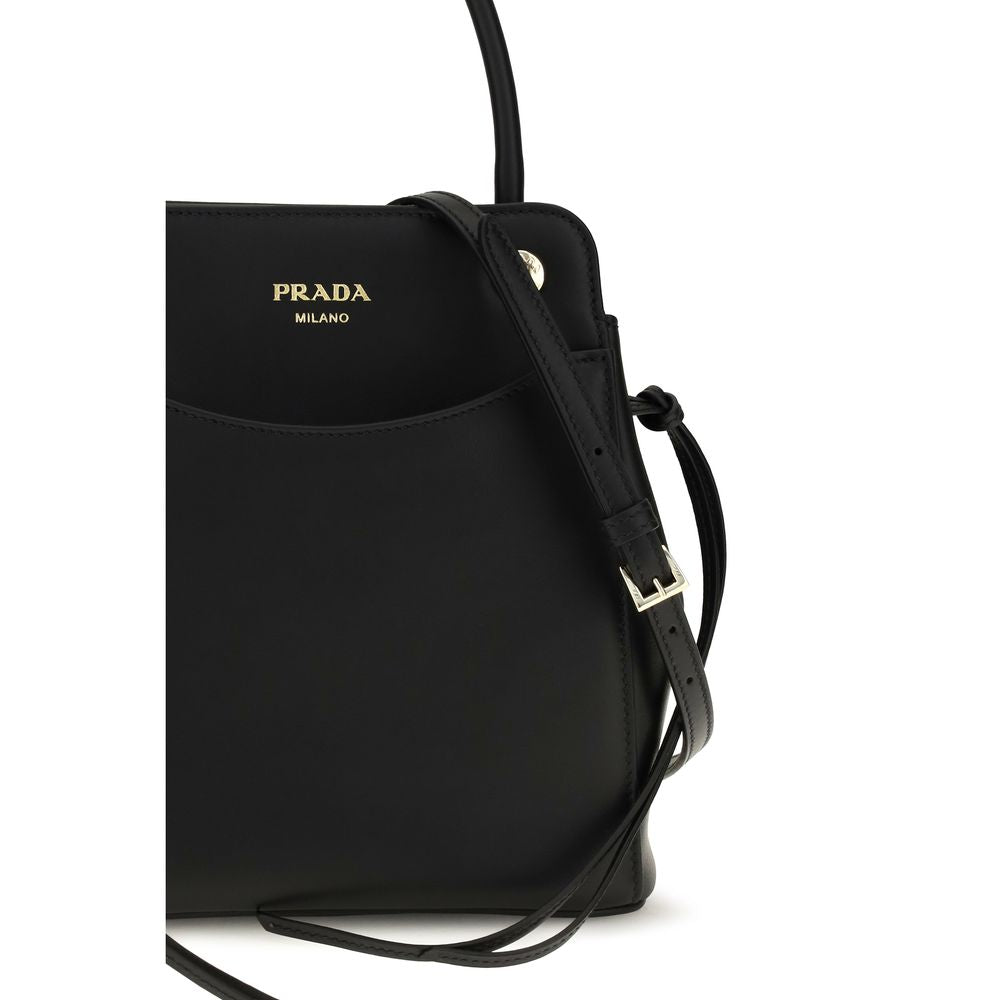 Prada Schultertasche aus schwarzem Kalbsleder Bos Taurus