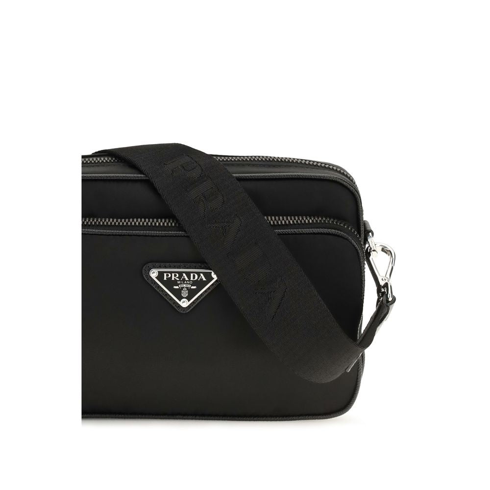 Prada Schultertasche aus schwarzem Nylon